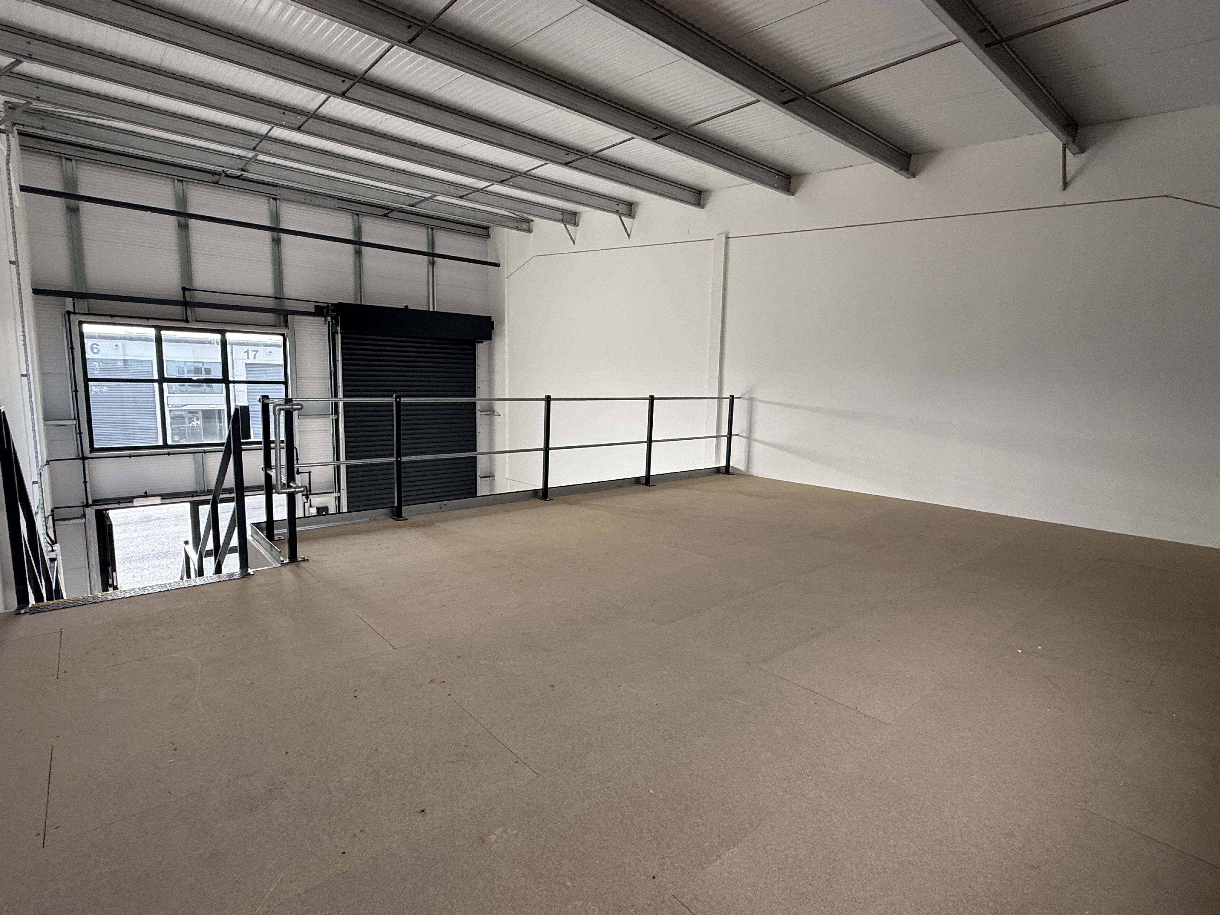 Industrial Unit in Clyst Honiton, Exeter - photo 3